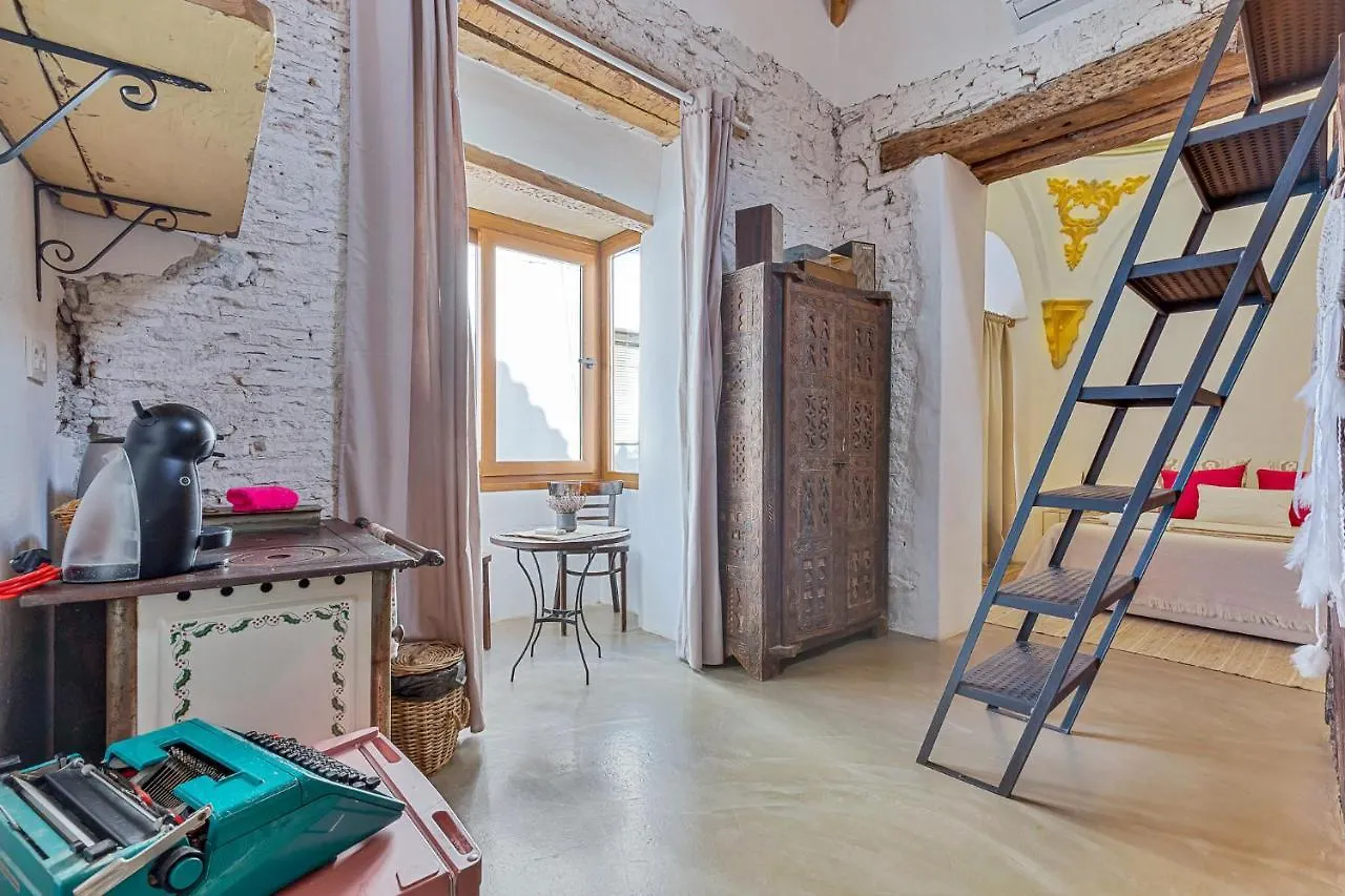 The Farm Lodge Marbella Apartment